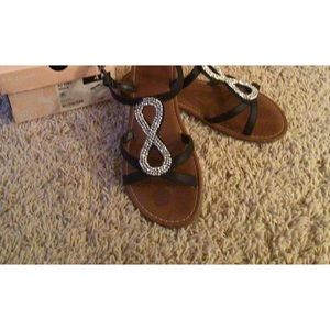 Girls Sandals Size 4